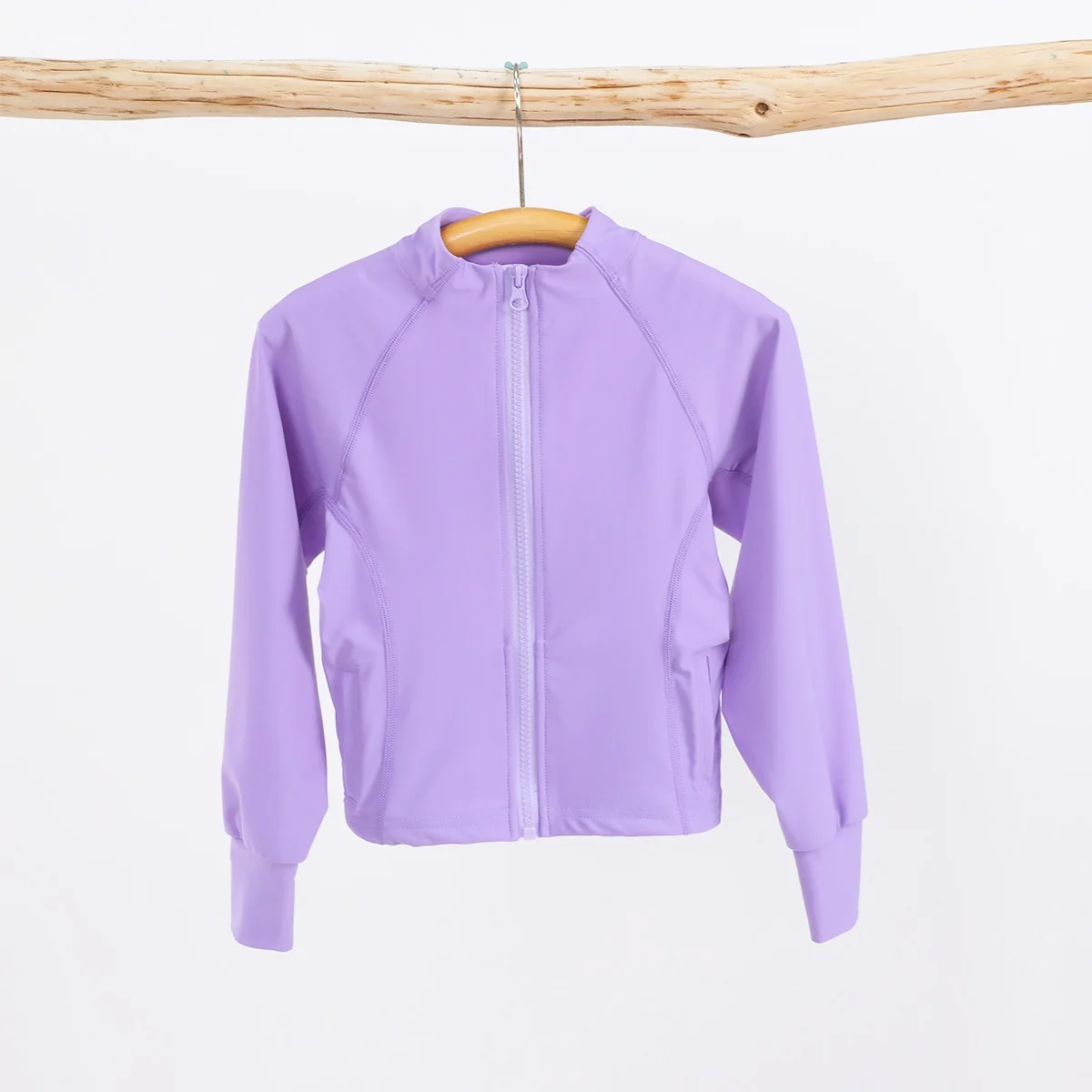 Durable and stylish girls' hiking leggings for outdoor adventures – perfect for B2B wholesale orders and retail inventory.