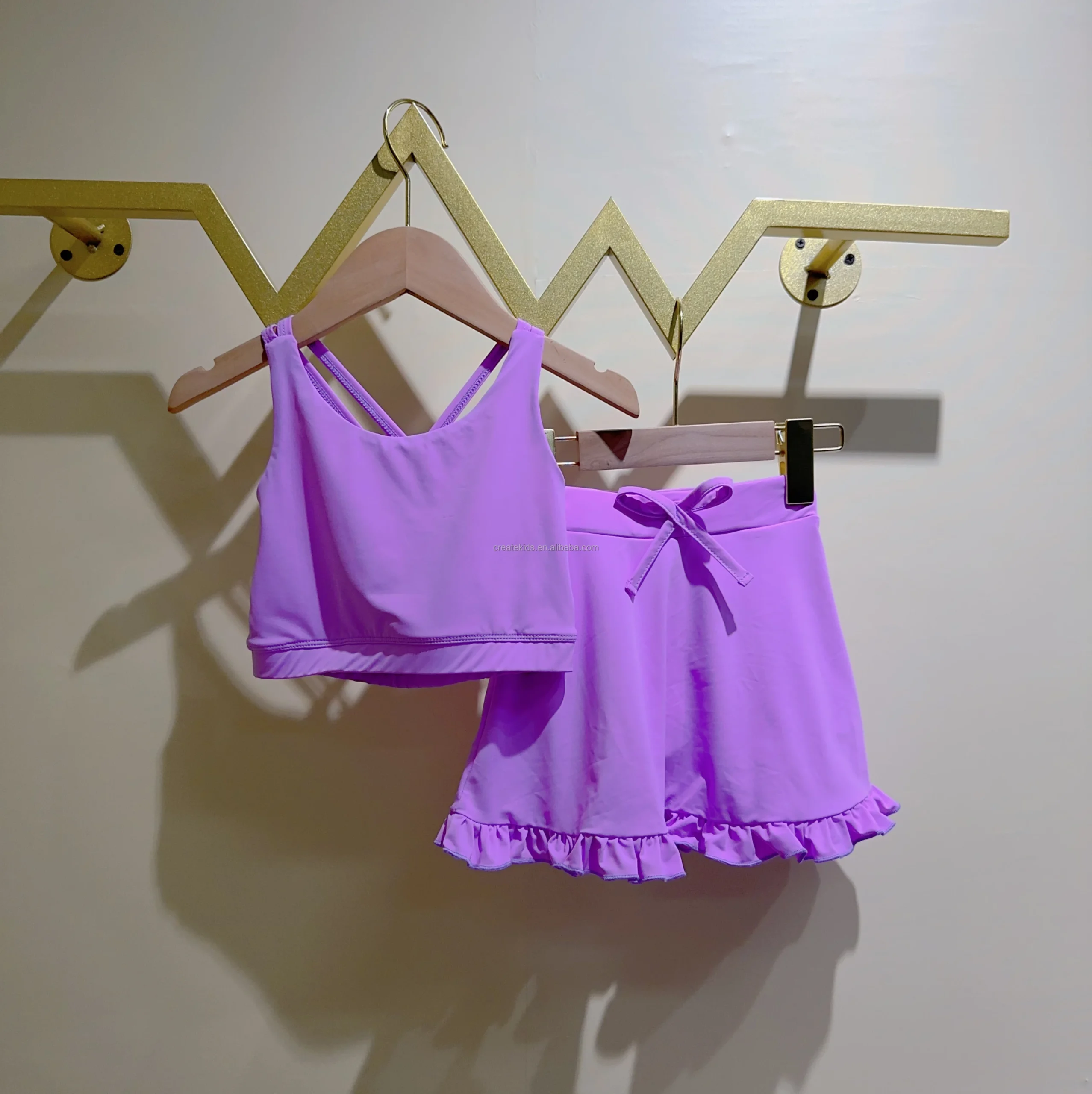 Wholesale kids' sports day prizes: vibrant trophies, medals, and ribbons perfect for schools and event organizers. Bulk purchase options available.