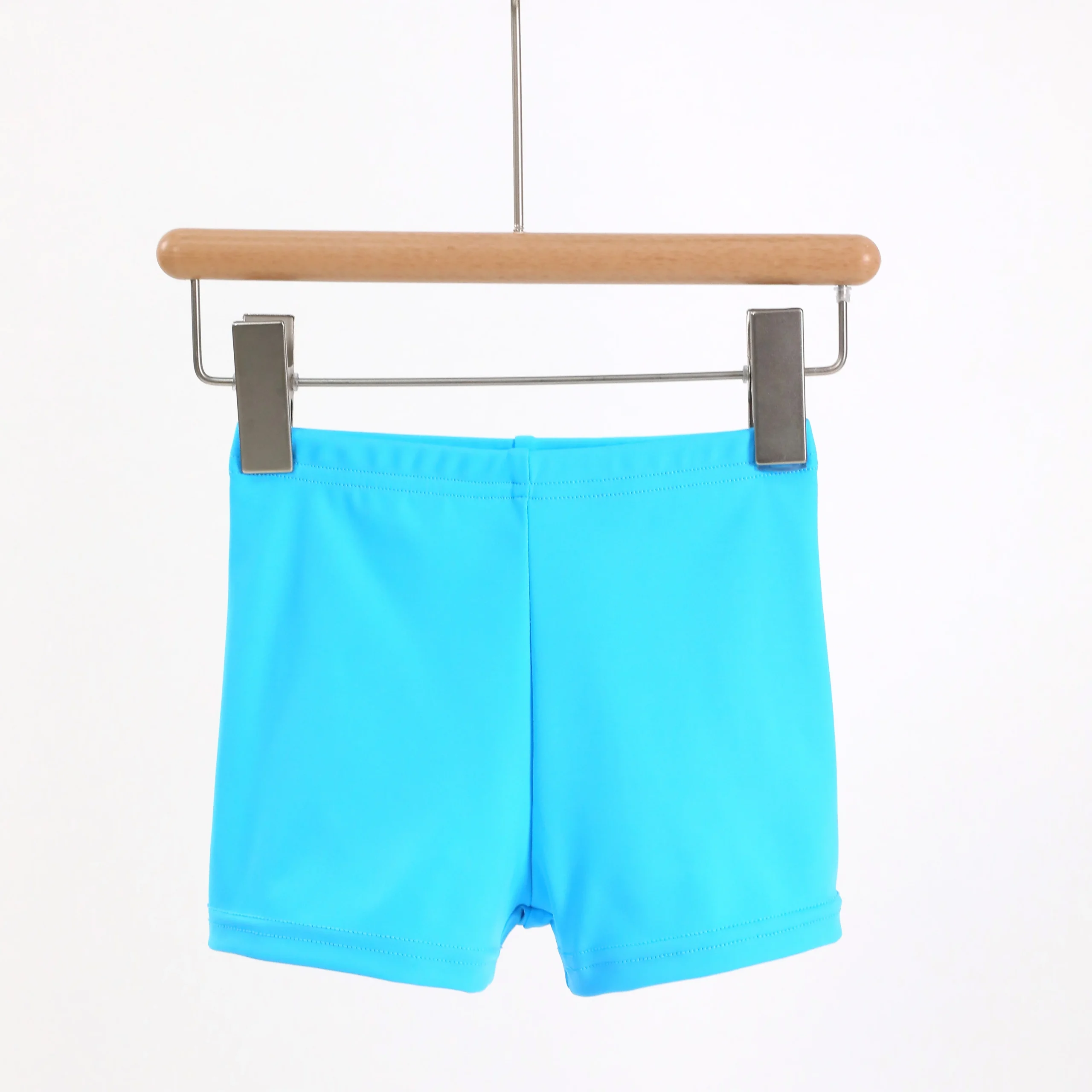 Durable thermal kids yoga leggings for winter, designed for comfort and flexibility. Perfect for B2B wholesale buyers seeking quality activewear.