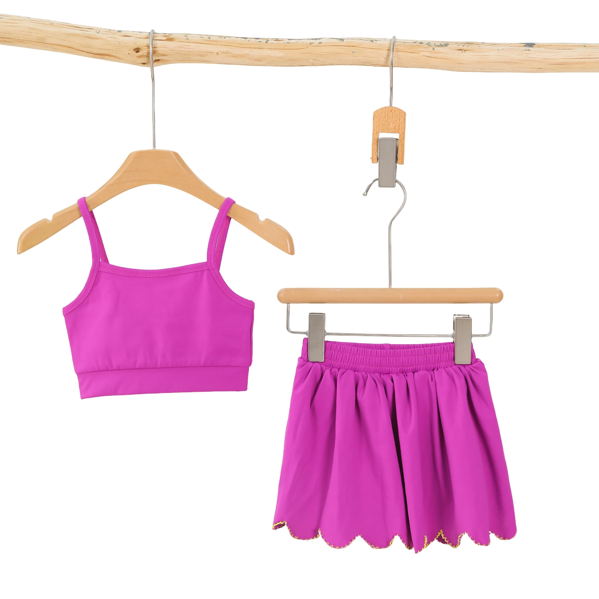 Durable non-see-through kids leggings for wholesale. Ideal for retailers seeking quality, comfortable, and stylish children's apparel in bulk.