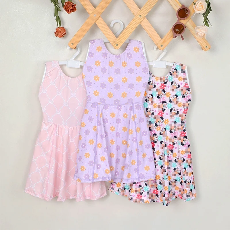 Trendy futuristic yoga wear for kids in bulk, perfect for B2B wholesale buyers seeking stylish, high-performance activewear collections.