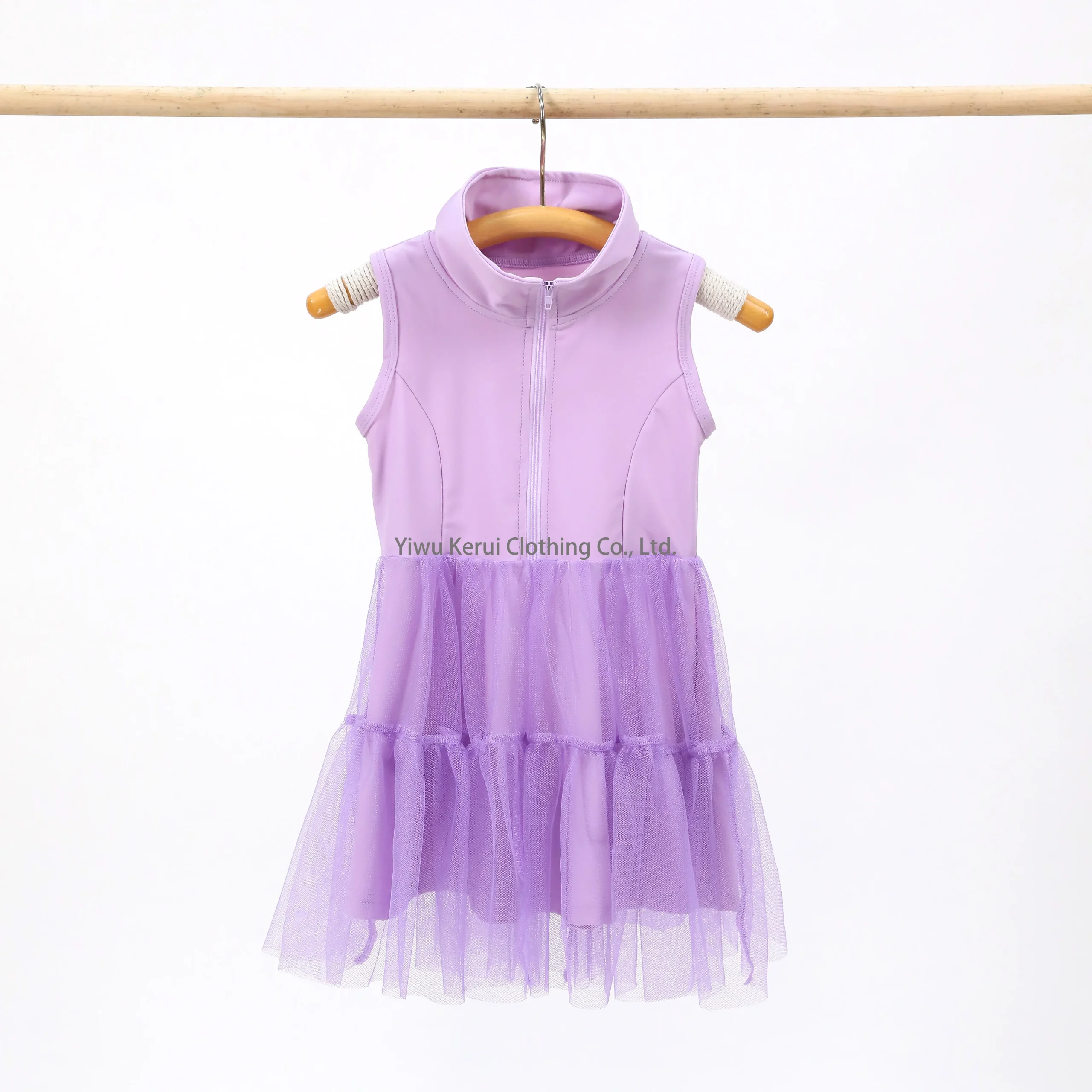 Comfortable, vibrant autism-friendly kids leggings designed for sensory needs, perfect for B2B wholesale buyers seeking inclusive children's clothing solutions.