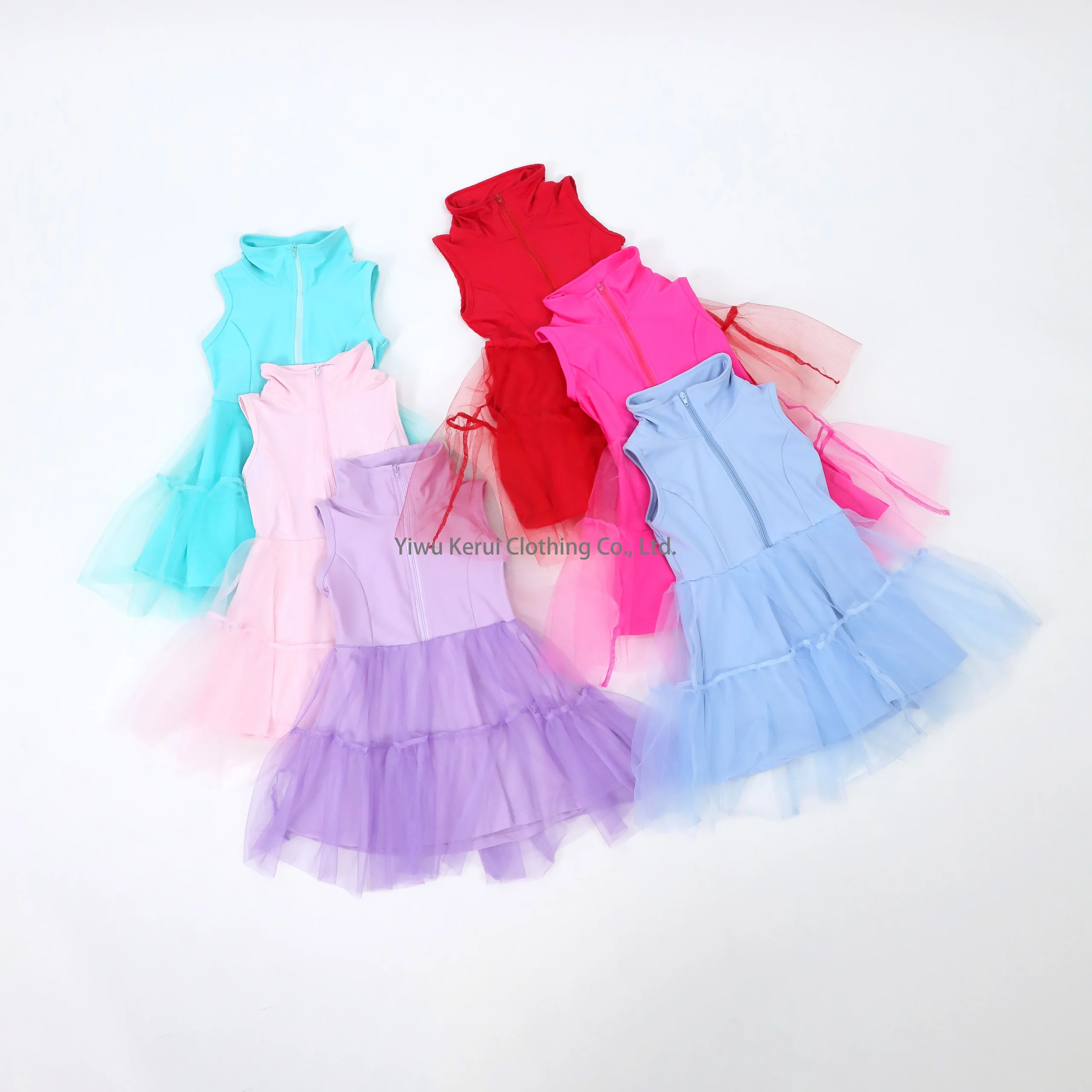 Wholesale traditional kids' yoga wear in vibrant designs and comfortable fabrics, perfect for retailers seeking quality and style.