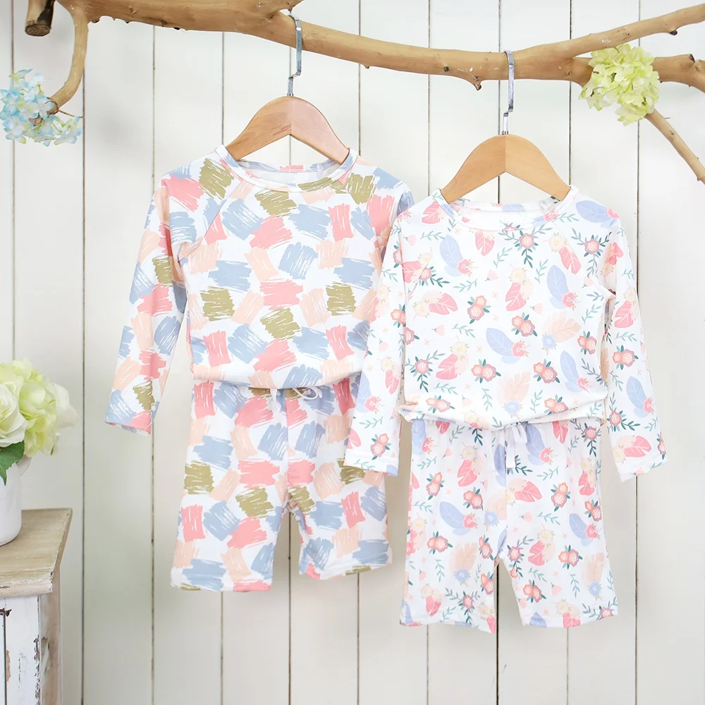 New Style 2pcs Unisex Custom Long Sleeve Swimwear Suit with Geometric Print Quick Dry for Kids Summer Beach Sunscreen Clothing - Image 3