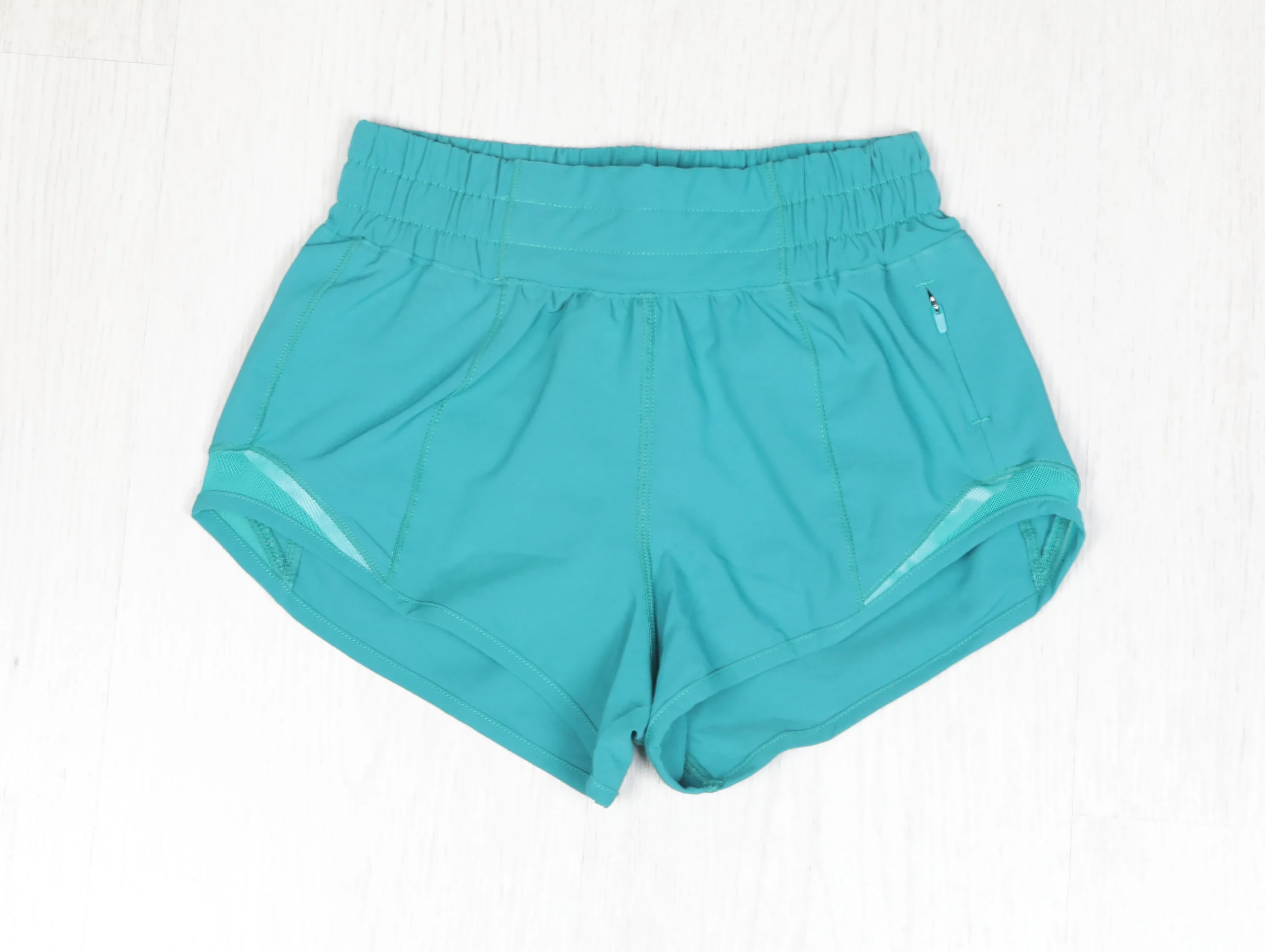 Wholesale pastel green kids yoga wear, perfect for retailers seeking stylish, comfortable, and eco-friendly activewear for children.