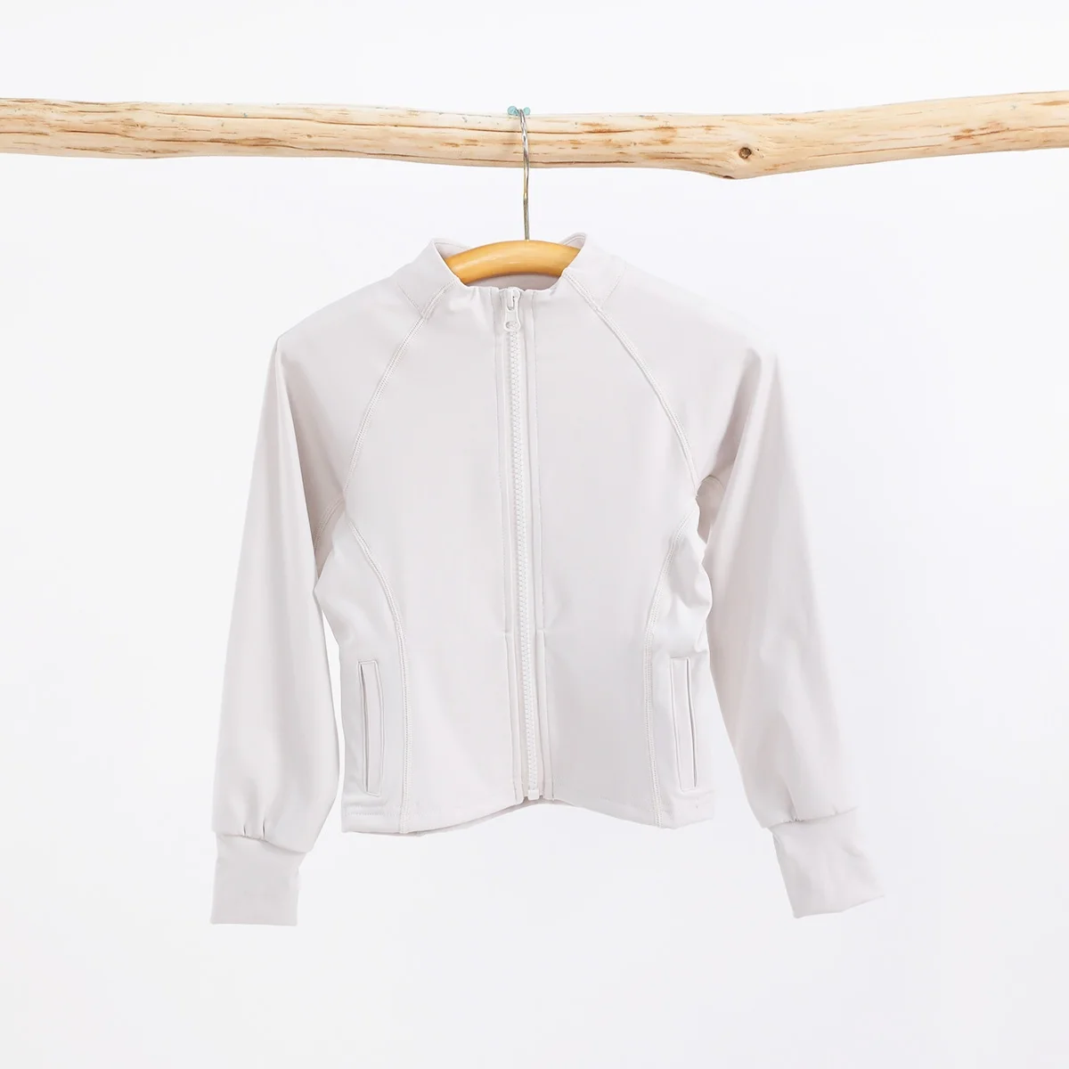 Wholesale stock of yoga wear for kids, featuring comfortable and durable designs ideal for B2B retailers targeting active lifestyles.