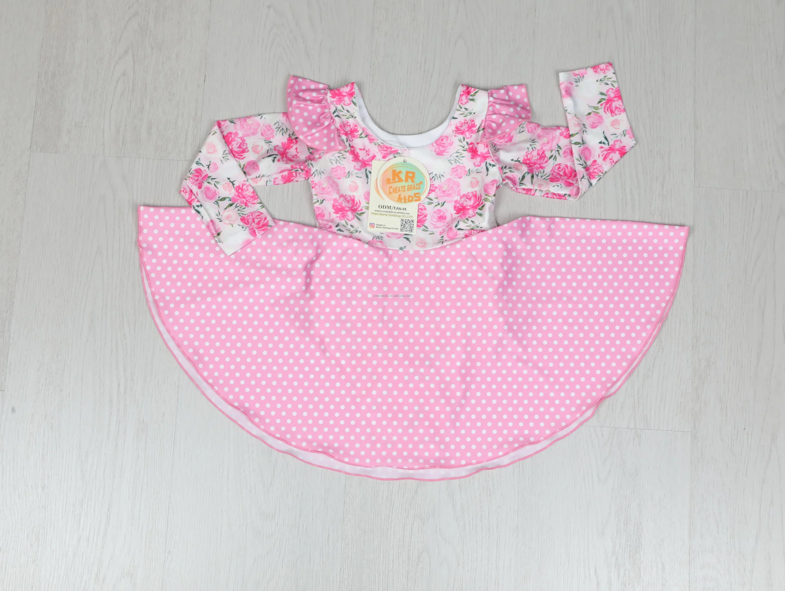 Kids practicing soft touch yoga on colorful mats, ideal for B2B wholesale buyers seeking mindful children's wellness products.