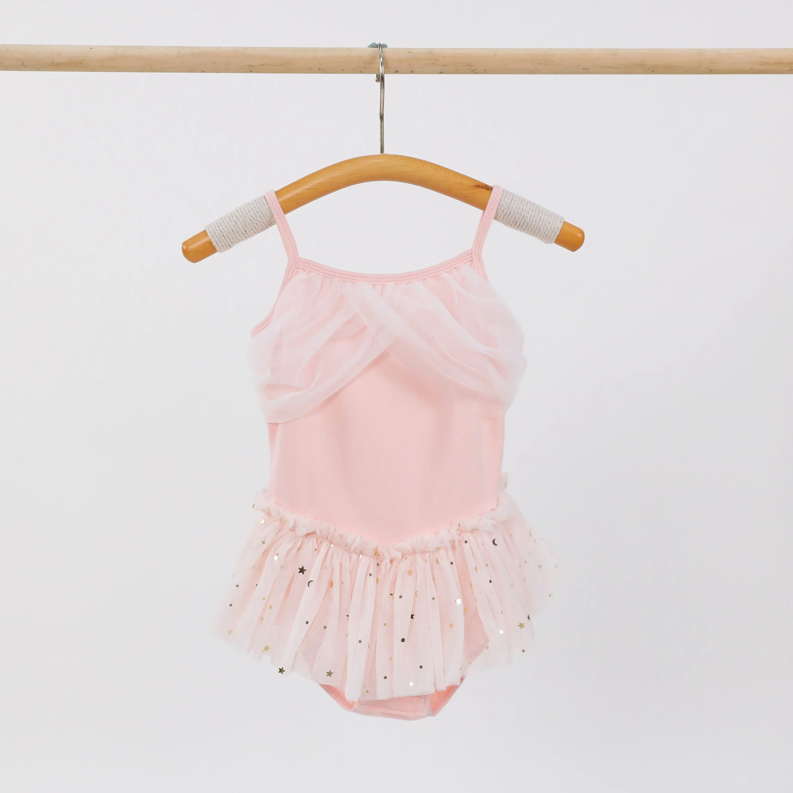 High visibility youth gear for safety and visibility, ideal for B2B wholesale businesses supplying schools, clubs, and outdoor organizations.